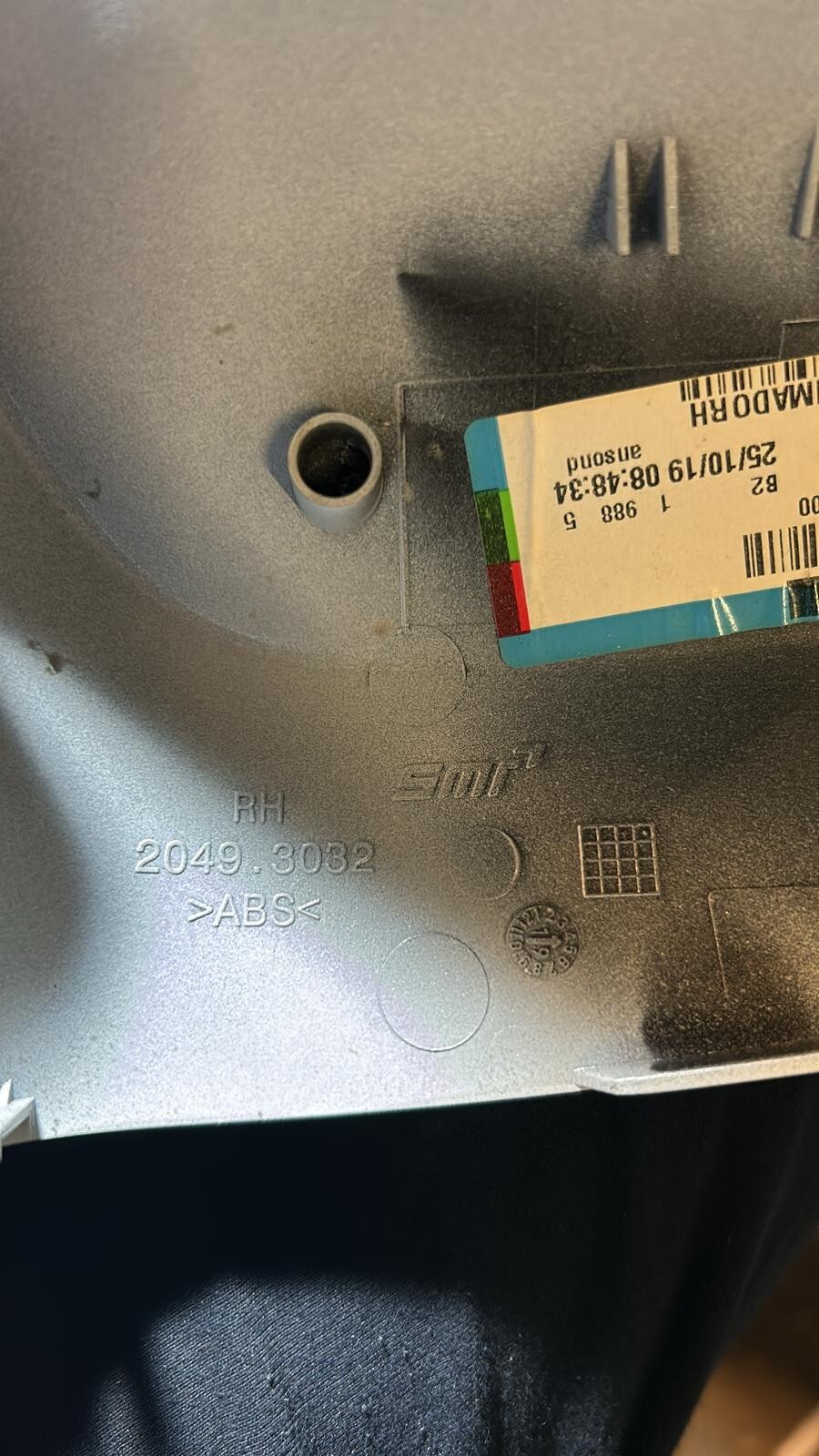 Toyota Auris AVENSIS YARIS Right Side Door Mirror Cover MET Light 