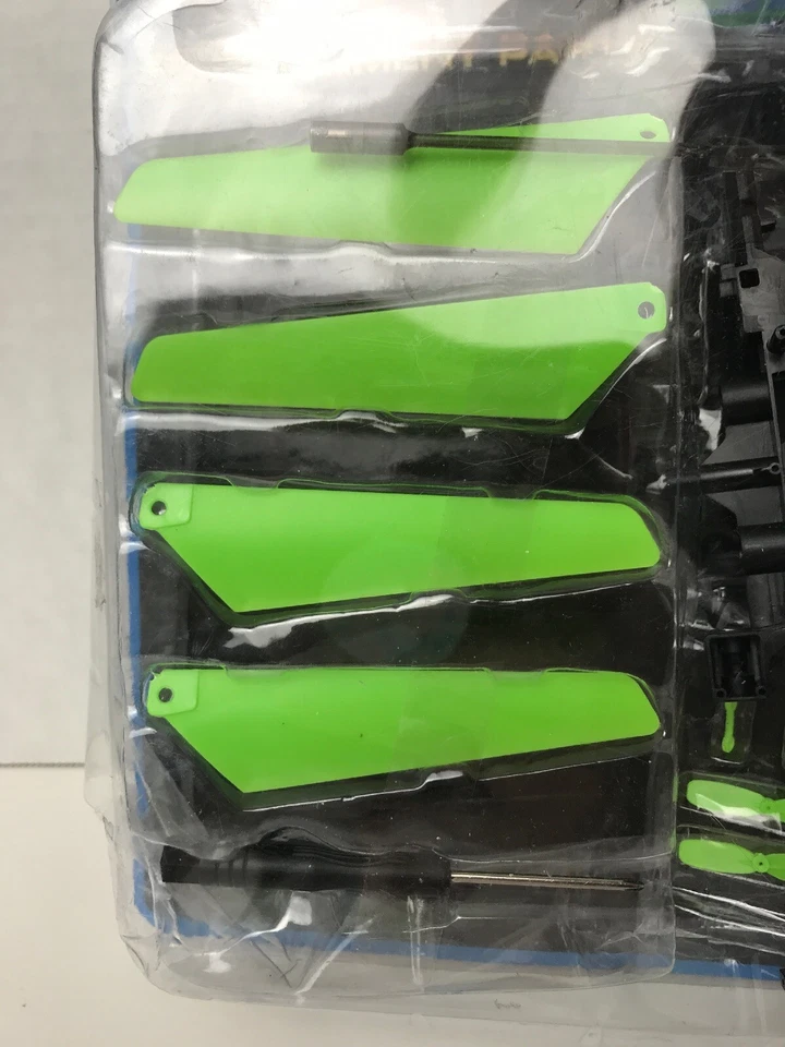 Nano Titan Replacement Parts Helicopter Item 35036 World Tech Toys - Damaged Pkg - Image 3 of 4