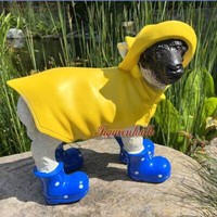 Lamm SchäFchen Figur Statue Gartenfigur Regenmantel Friesennerz Maritim Deko Bla