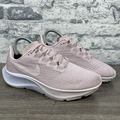 Nike Air Zoom Pegasus 37 ''Champagne'' Damen Sneaker / Schuhe Größe UK 5,5 / EU 39