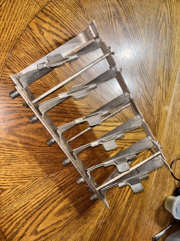 Jo-Jan Fletching Jig SIX PACK RIGHT HAND HELICAL CLAMPS VERY GOOD CONDITION!