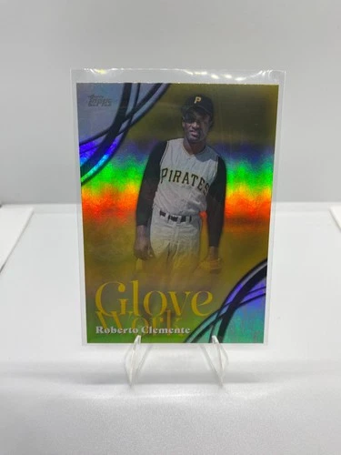 2026 Topps Series 2 Roberto Clemente Base (RAW)