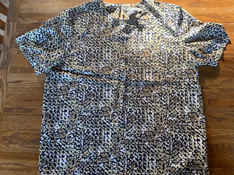 Black, tan print blouse, Notations, Size L