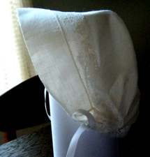 Vintage Baby Bonnet cotton w/t lace hand sewn design for newborn.
