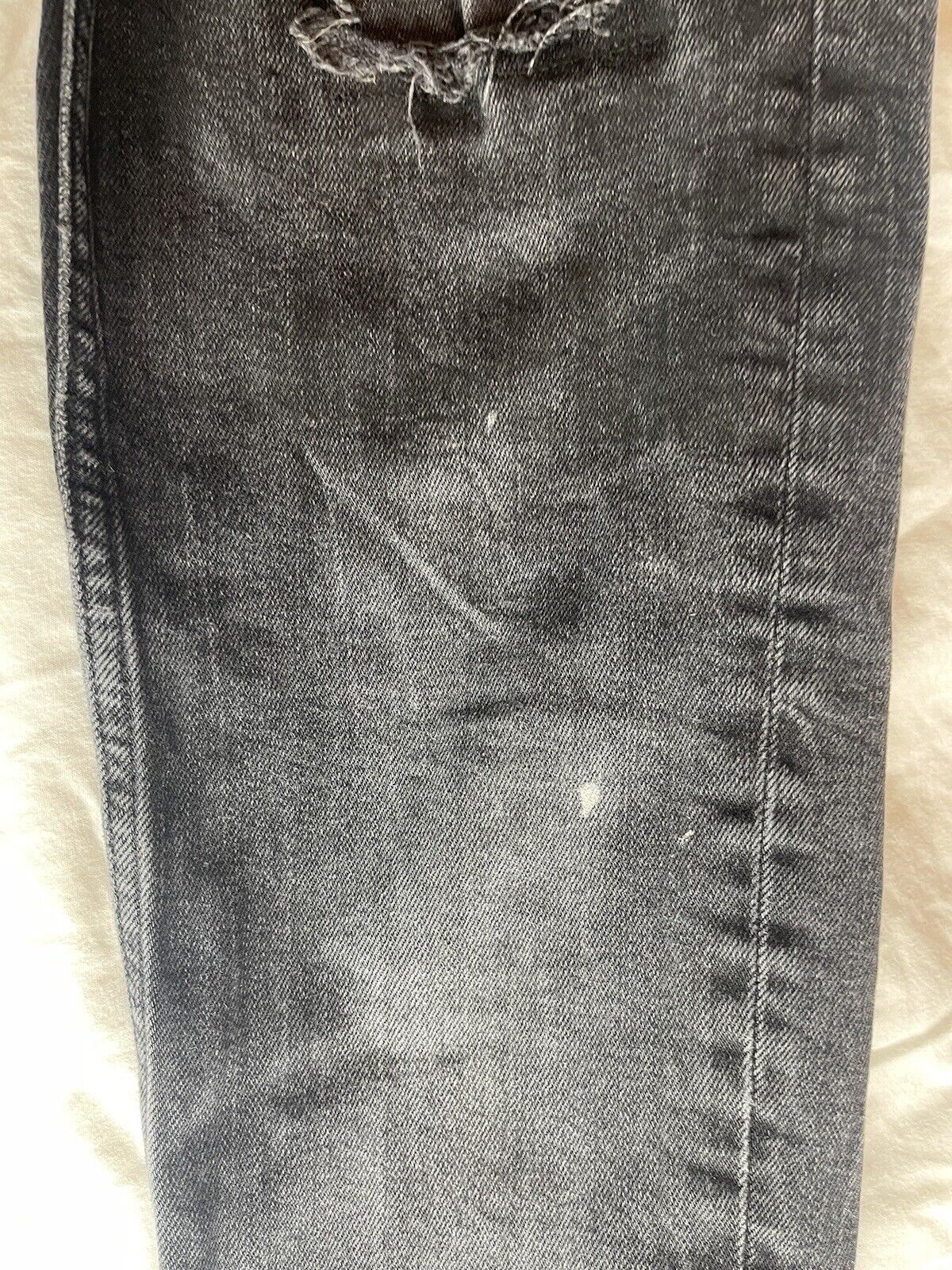 Picture 3 of 8