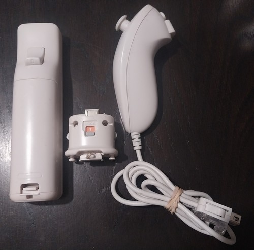 Game Remote Controller Wand WHITE for Nintendo Wii & Wii U motion wiimote - Picture 2 of 4