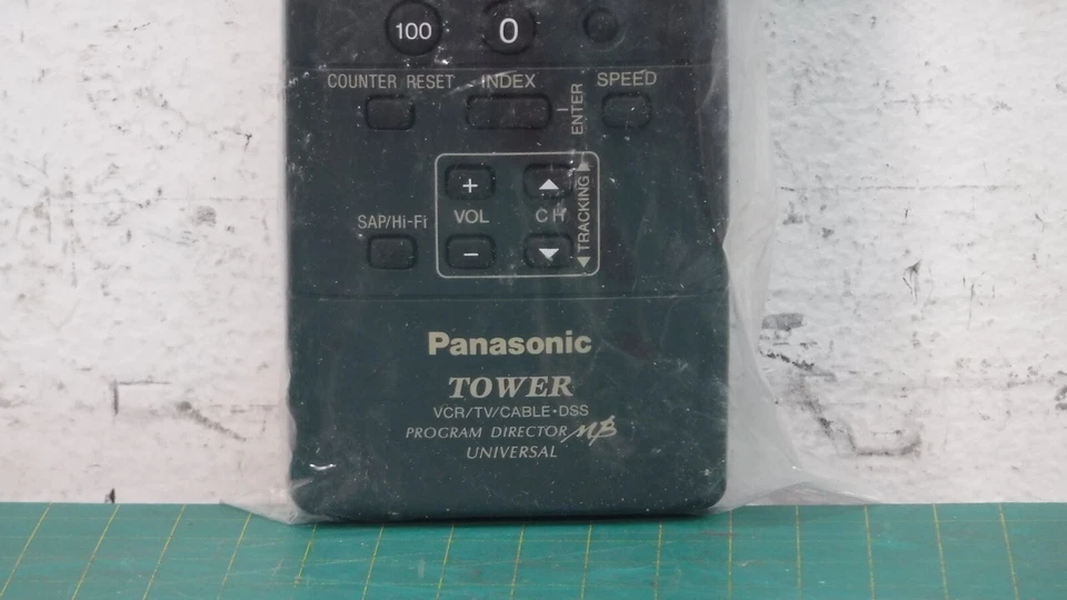 NEW Panasonic Tower Remote Control - VCR/TV/CATV- VSQS1576 - Image 2 of 4