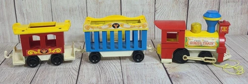 Vintage Fisher Price Wooden Plastic Circus Train Set of 3 Whistle Noise 1973