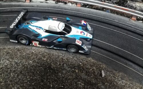 AFX Race Master Mega G+ Peugeot 908 scala HO slot car nuova e mai usata - Foto 17 di 20