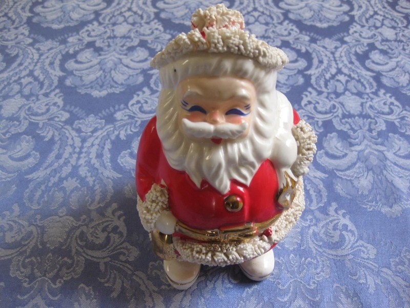 Vintage Spaghetti Trim Santa Claus Bank Made In Japan Wyatt and Dunugan