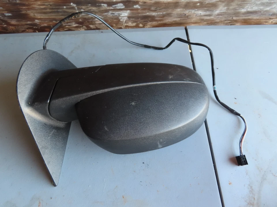 Espejo retrovisor Chevy Silverado 2007-2013 P/N 751040 GMC Sierra lado del pasajero diestro eléctrico Foto 2 de 4