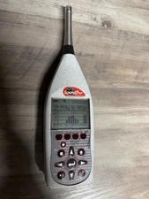 Quest/3M/TSI SOUND PRO SP-DL-2-1/1  Sound Level Meter With 1/1 (Full) Octaves.
