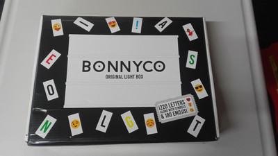 Bonnyco Original Leuchtkasten, Buchstaben lernen mit Emoji, nagelneu