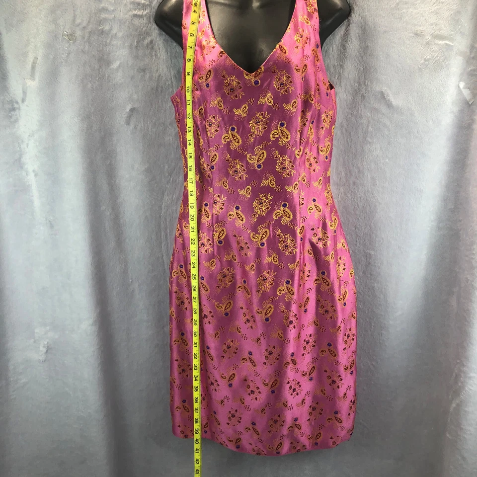Vtg Mica Sz 10 Elegant Raspberry Asia Inspired Sleeveless Shift Paisley Brocade - Image 4 of 4