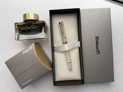 Pelikan  M200 Golden Beryl Fountain Pen - Broad  Nib ink set