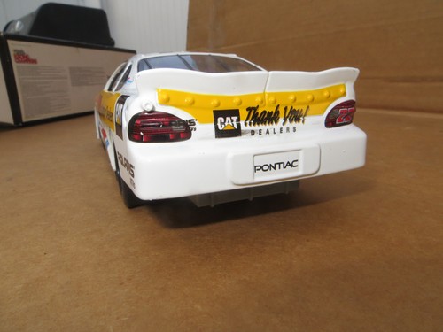 Racing Champions NASCAR Ward Burton Cat Dealers Grand Prix #22 - Picture 6 of 10