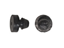 PUSH-IN RUBBER FEET 3/8 DIA PAD, 1/8 HOLE, 1/16 PANEL THK - 30 pcs