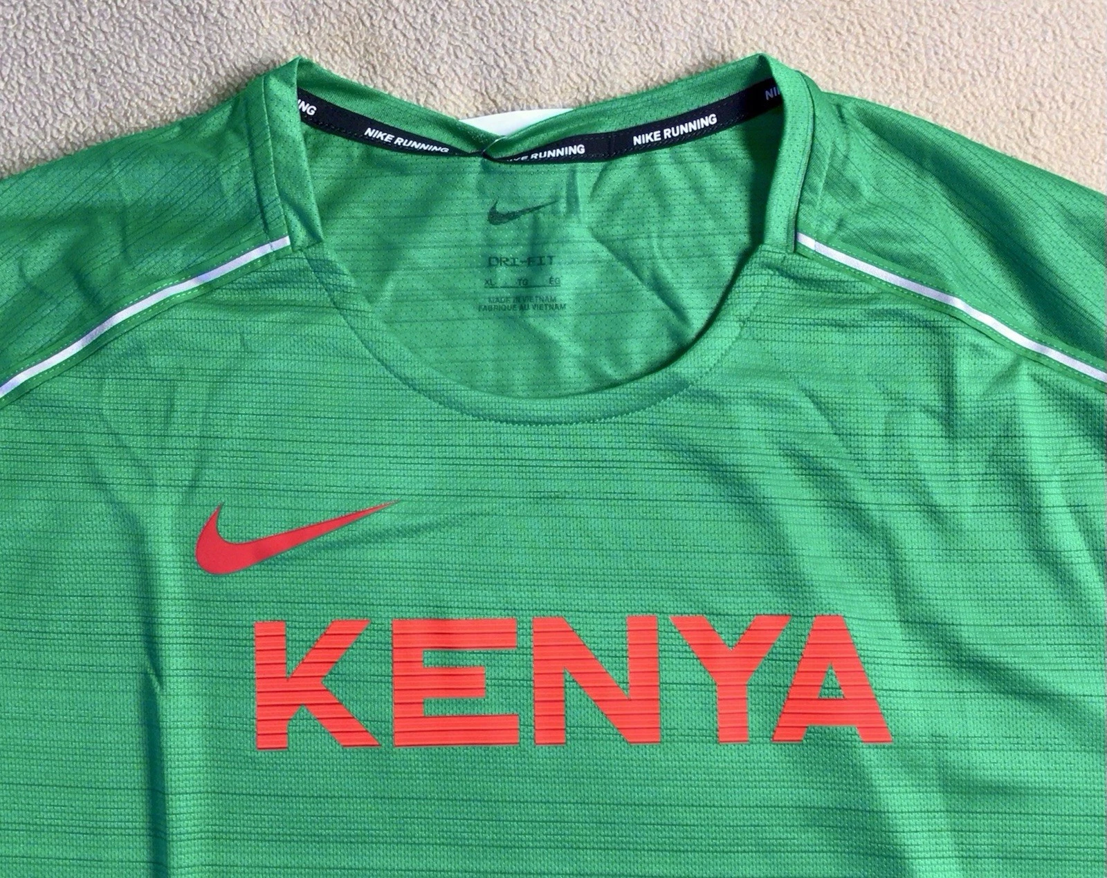 New, Nike Kenya Running Team-Issue Men’s XL Dri Fit Tee Shirt Green Extra Large