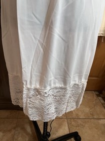 VTG 1970s White Full Slip Lace Bodice Nylon Nightgown NOS Size 36 Bridal Tag
