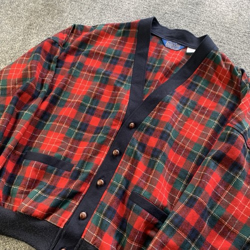 Pendleton Cardigan Mens Large 100% Virgin Wool Sweater Red Green Plaid USA Made - Picture 3 of 12