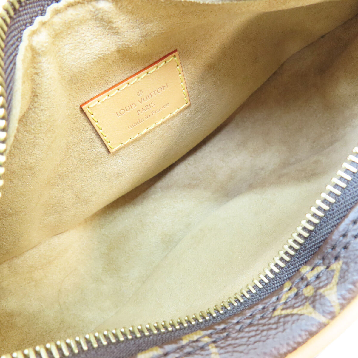 LOUIS VUITTON Loop Hobo Shoulder Bag Monogram Canvas Brown LOUIS VUITTON Loop Hobo Shoulder Bag Monogram Canvas Brown