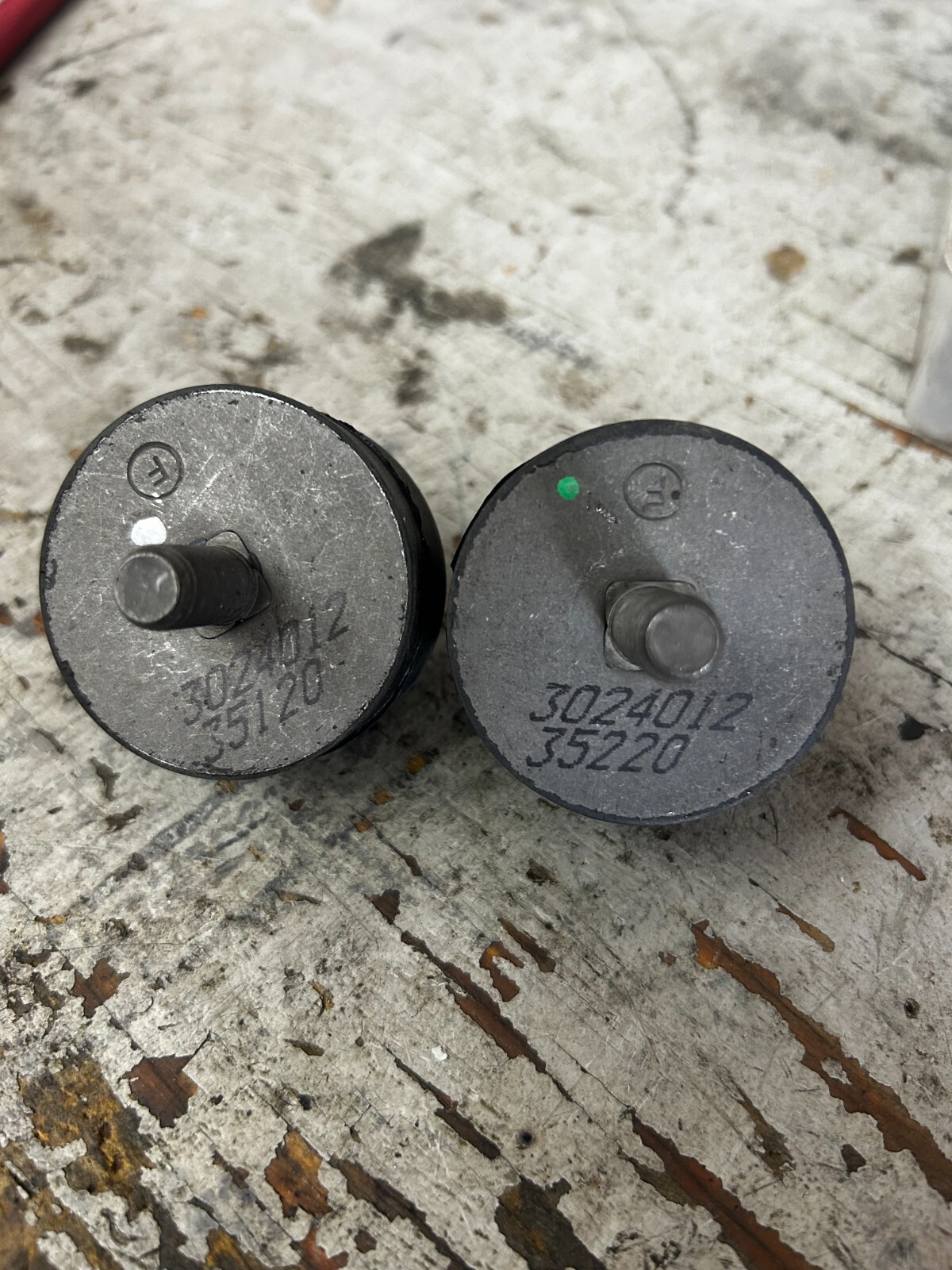 POLARIS - ENGINE MOUNT ISOLATOR - OEM 3024012