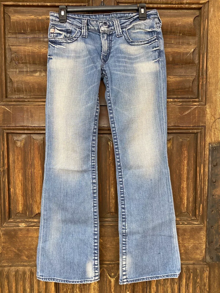 Big Star Blue Women’s Jeans With Fun Back Pockets!