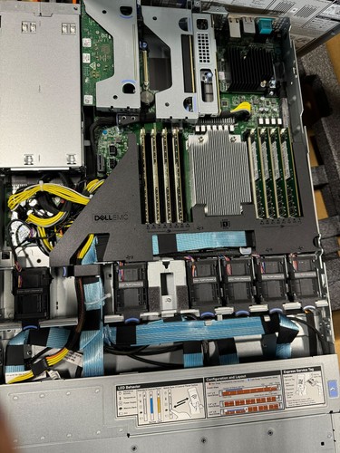 Dell PowerEdge R6515 EPYC 7313P 3.0GHz, 16C/32T, 64GB 3200MT/s RAM, 3.84T SSD - Picture 4 of 4