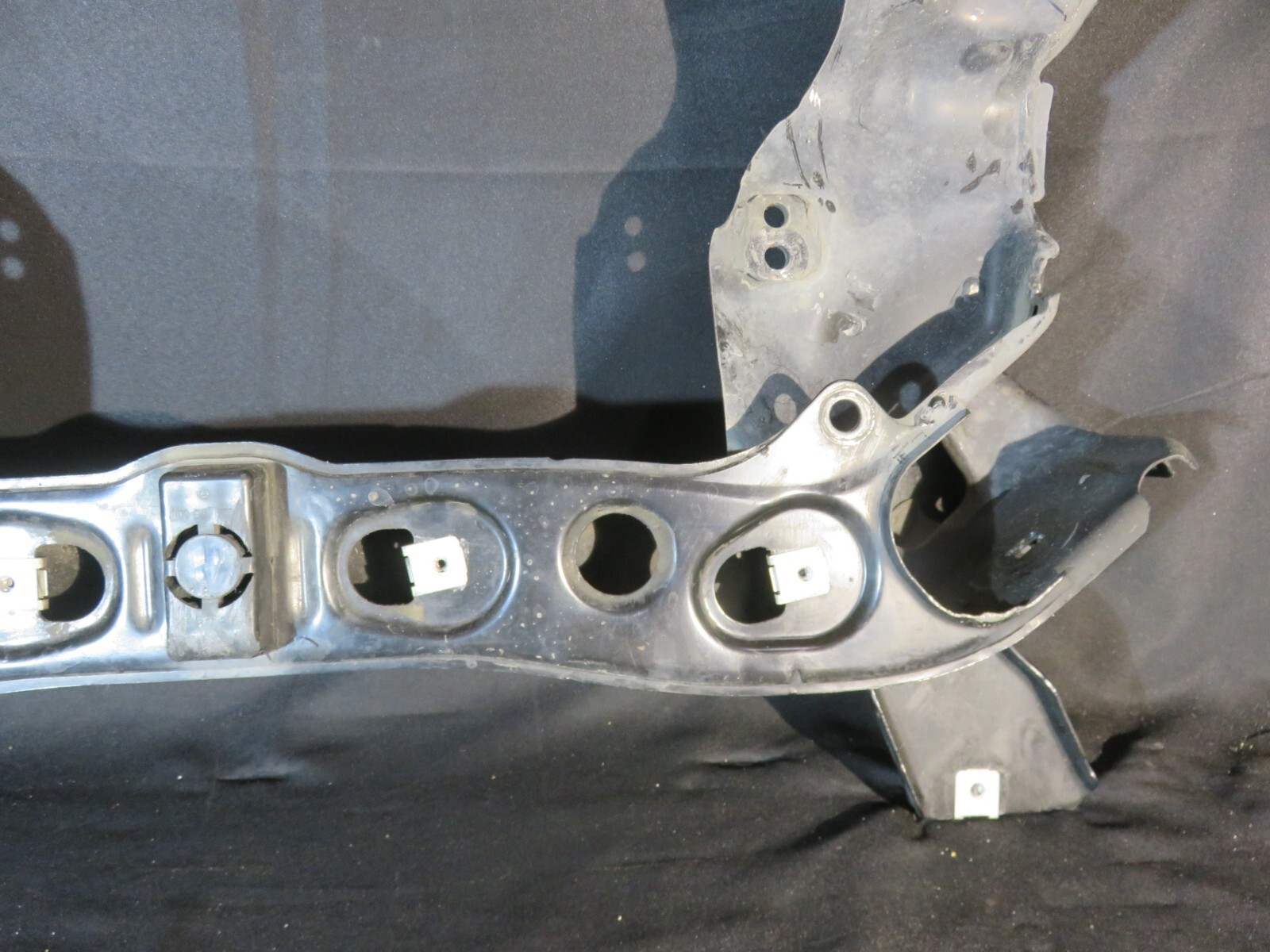 Mercedes E350 Subframe Crossmember Front Engine Cradle 10 16 みるくさま専用