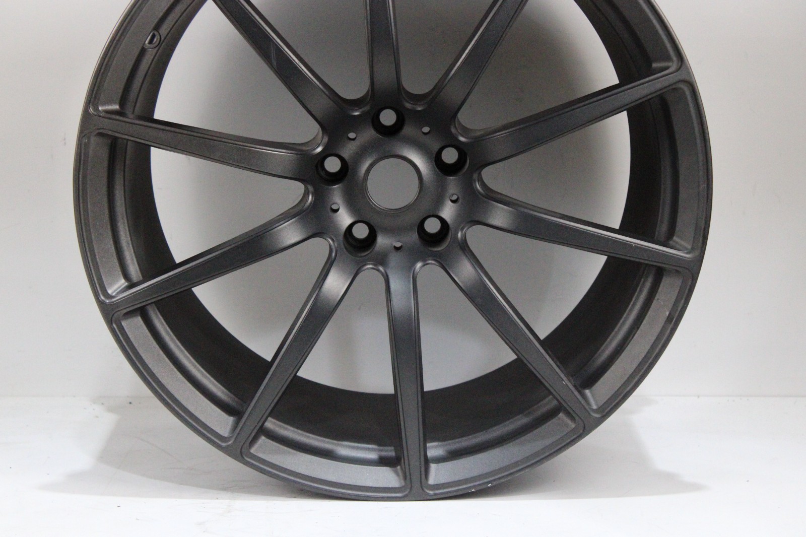 McLaren MP4-12C 2012-2014 Rear Wheel Gray