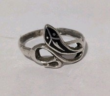 VINTAGE STERLING SILVER SIZE 7 COBRA SNAKE W/ BLACK ENAMEL RING 2.3MM BAND 1.9G