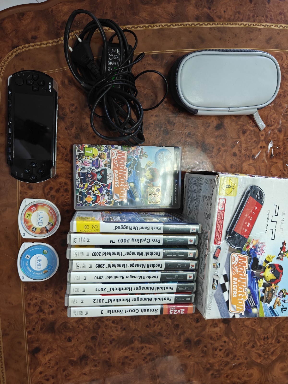 sony psp 3004 + 11 Giochi