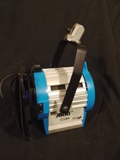 Illuminatore Arri 650 - Tungsteno lente Fresnel alette paraluce p.gelatine