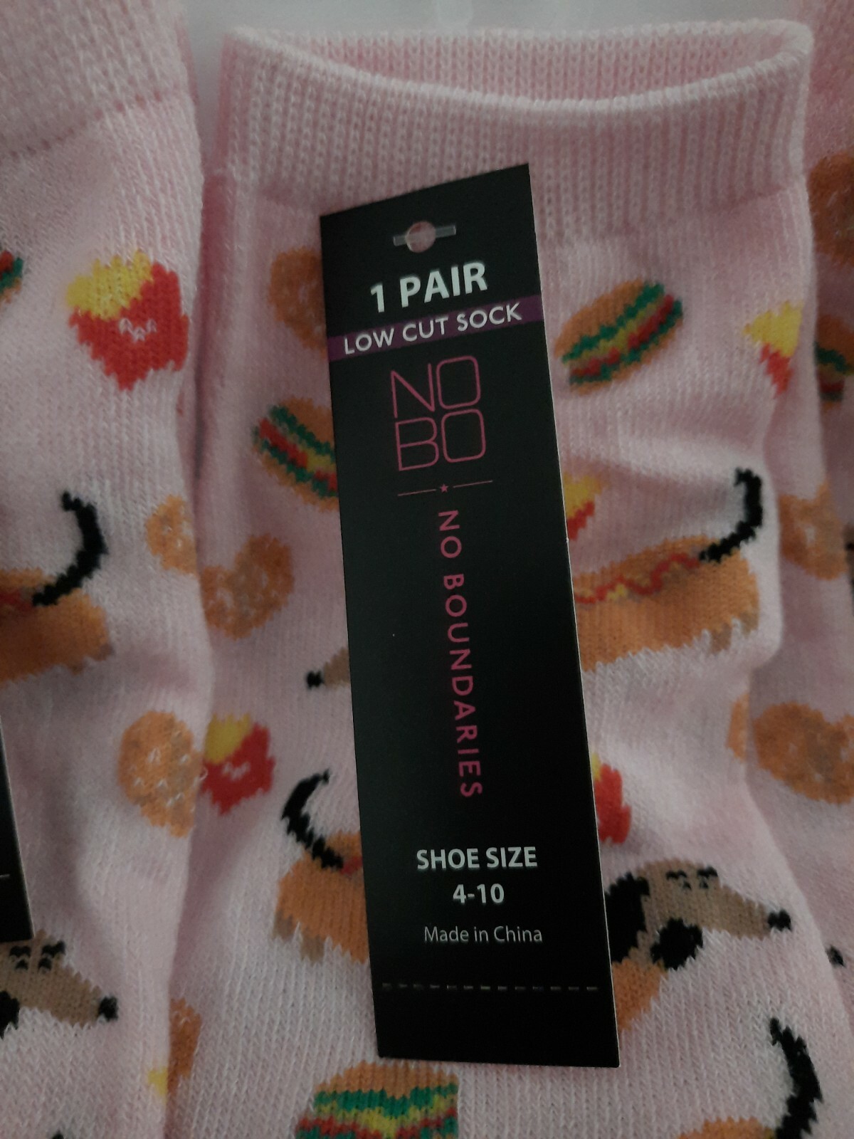 SAOLA CALZINI DONNA TAGLIO BASSO TAGLIA 4 10 NO CONFINI 2 PAIA A 6€ ne rimangono solo 10 paia.