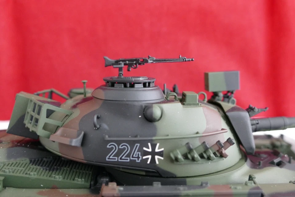 1:35 MINICHAMPS Tank M48A2GA2 Patton - Die cast Model Tank - Photo 4/4