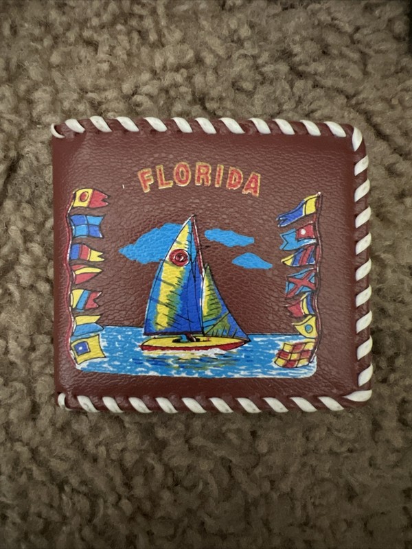 VTG Kids Vinyl Wallet Florida Souvenir w/ First Aid Patch & Crewman Shield !!