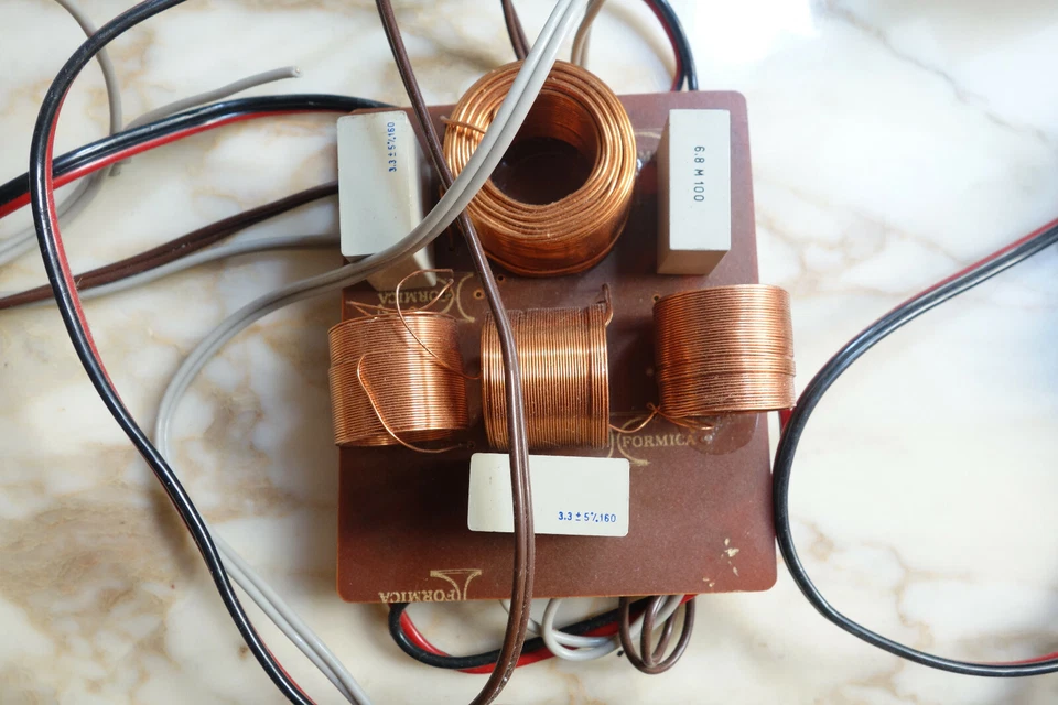 Revac Utah 44 Paire de filtres / borniers pour enceintes vintage - Immagine 4 di 4