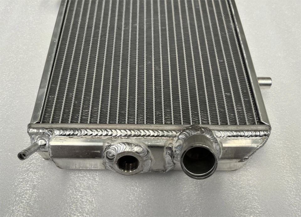 👍RADIADOR Para Alfa Romeo 33 (905); ARNA, SUD/SPRINT 1.2/1.3/1.5/1.7L 1972-1989 Foto 2 de 4