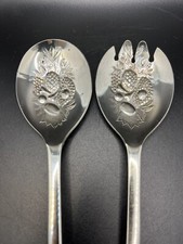 Silver Plate Berry Serving spoons made in Sheffield 24cm