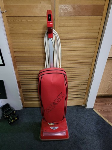 ORECK XL Type 7 upright vACUUM cleaner 