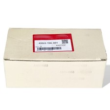 For 2012- 2016 Honda CR-V Genuine Honda Rear Brake Pad Set OEM 43022-T0G-A01