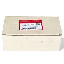 For 2012- 2016 Honda CR-V Genuine Honda Rear Brake Pad Set OEM 43022-T0G-A01