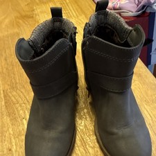 Wonder Nation Girls SIZE 13 Sweater Boot Color Gray Side Zip Buckle Design