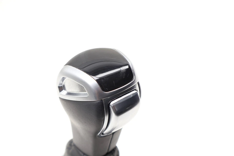 AUDI Q3 2019-2024 - Pomo de cambio automático con maletero 83B713139B Foto 3 de 4