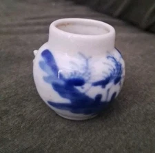Antique Tiny Chinese Blue and White Bird Feeder.