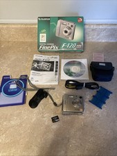 Fujifilm FinePix F420 Digital Camera Battery Compartment Broke Parts/Repair READ