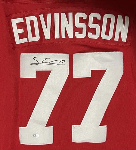 SIMON EDVINSSON AUTOGRAPH SIGN DETROIT REDWING FANATICS JERSEY 52 NHL HOCKEY PSA