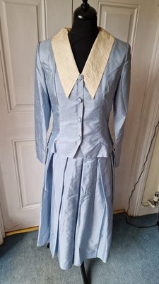 Vintage Susan Crofts Skirt Suit. 100% Thai Silk. Pale Blue & White. Size 8.