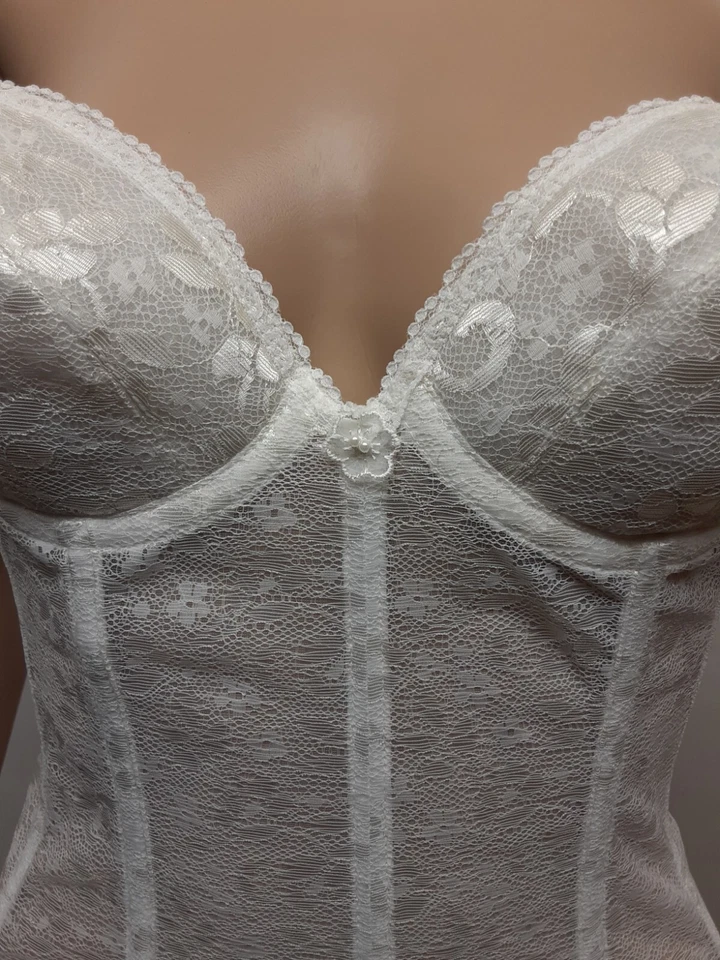 Nuevo con etiquetas Corsé Carnival The Silhouette Maker ll Sin Aros Blanco 32 C Foto 2 de 4