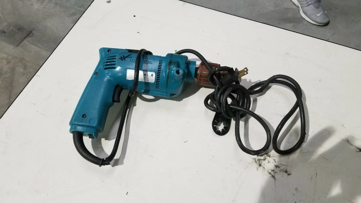 MAKITA 6302 1 2